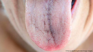 لسان اصطناعي يُحاكي براعم التذوق بدقة فائقة ويميز نكهات لم "يتذوقها" من قبل