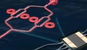 قفزة تكنولوجية مذهلة: شريحة بصرية تنقل 100 مليون كتاب في 7 دقائق فقط!