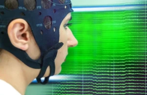 روسيا.. تطوير أول نظام محلي للتحكم في الروبوتات بقوة الفكر