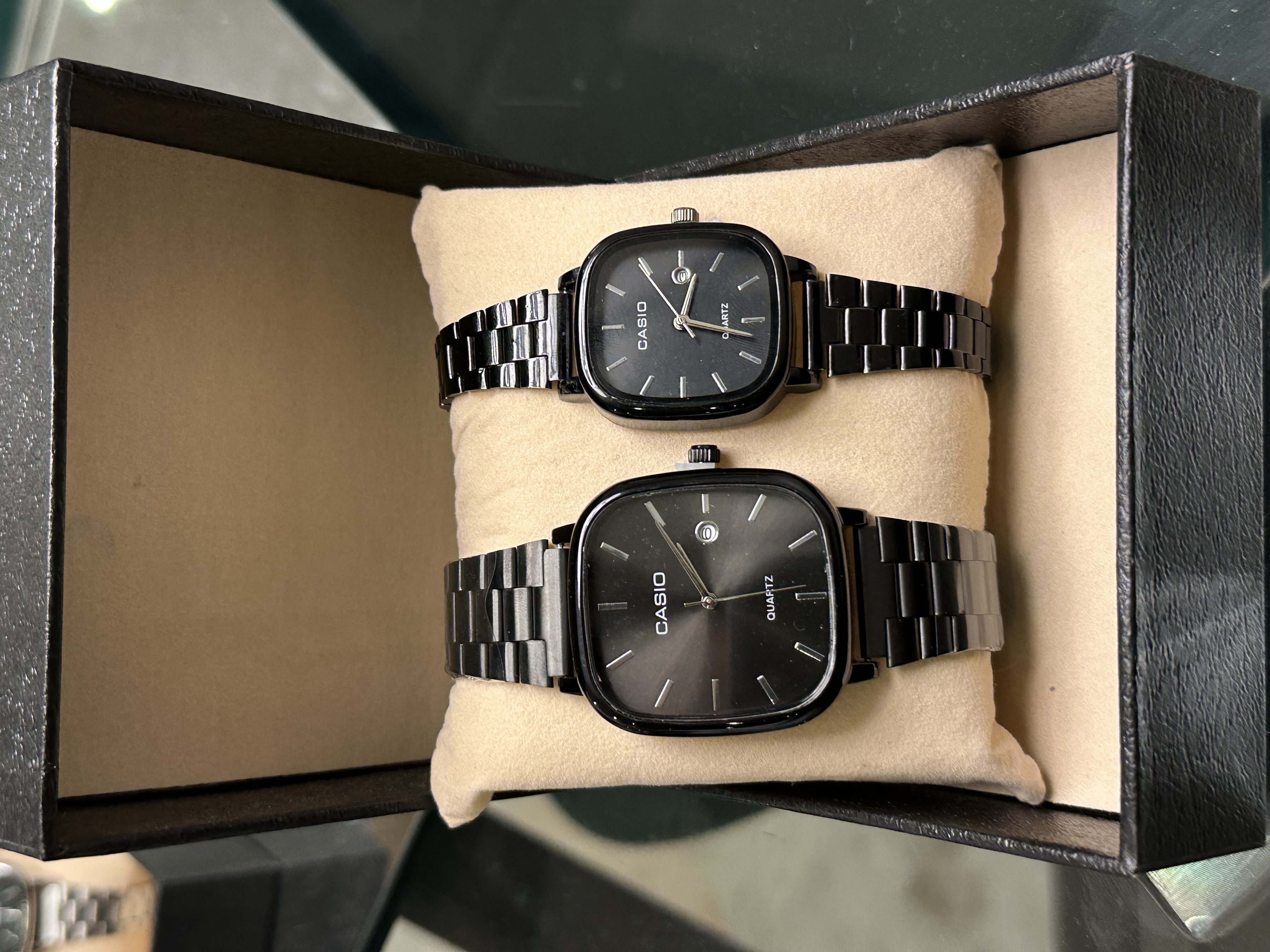 Casio couple