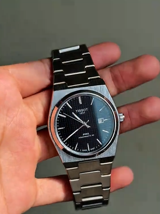 ساعة tissot