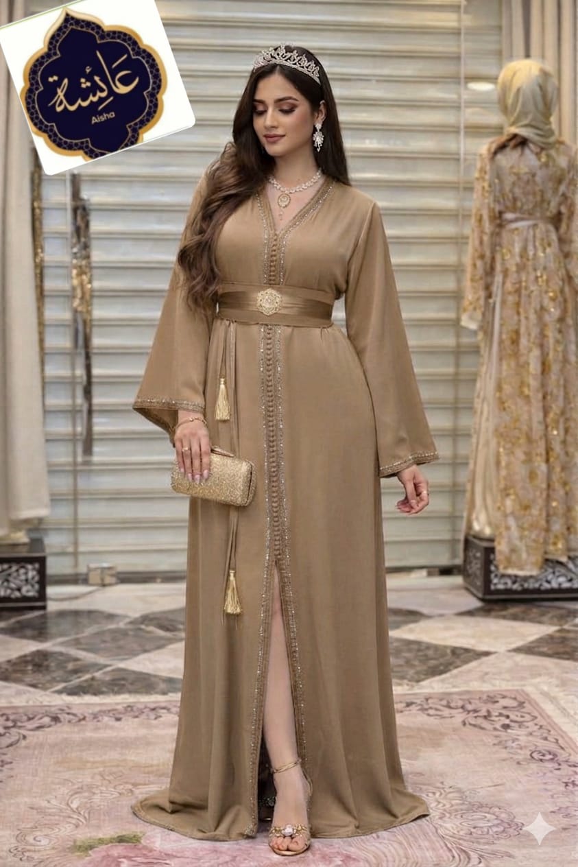 👑 جديد عائشة للأناقة المغربية 👑 🌺 قفطان النخوة… لمسة فخامة وأناقة تخطف الأنظار 🌺 ✨ ثوب كريب حرير بخامة ممتازة وراحة فلبسة ✨ تطريز بالعقيق