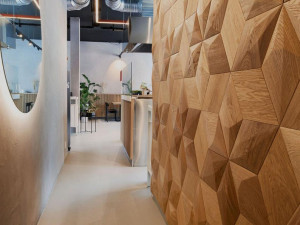 ديكور خشبي لظهر الافعى