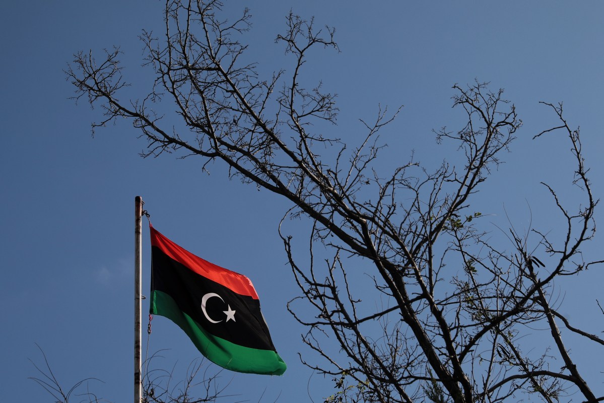 مصحح-مسؤول أمني: العثور على 11 جثة أخرى لمهاجرين بجنوب شرق ليبيا