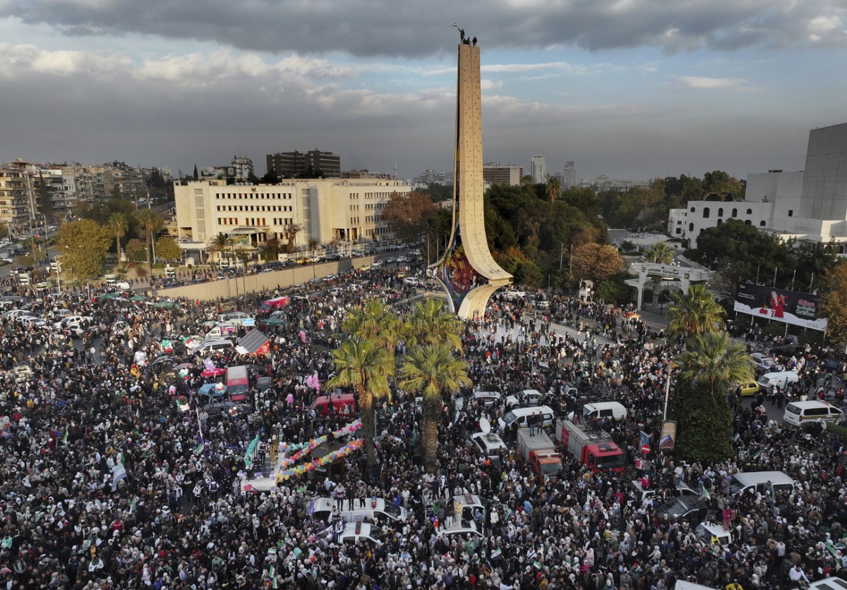 سوريا جديدة خوف قديم: نظرة على تعقيدات الواقع السوري   