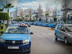 إقليم العرائش: انطلق عملية التسجيل في السجل الاقليمي للاستفادة من رخض استغلال سيارات الأجرة