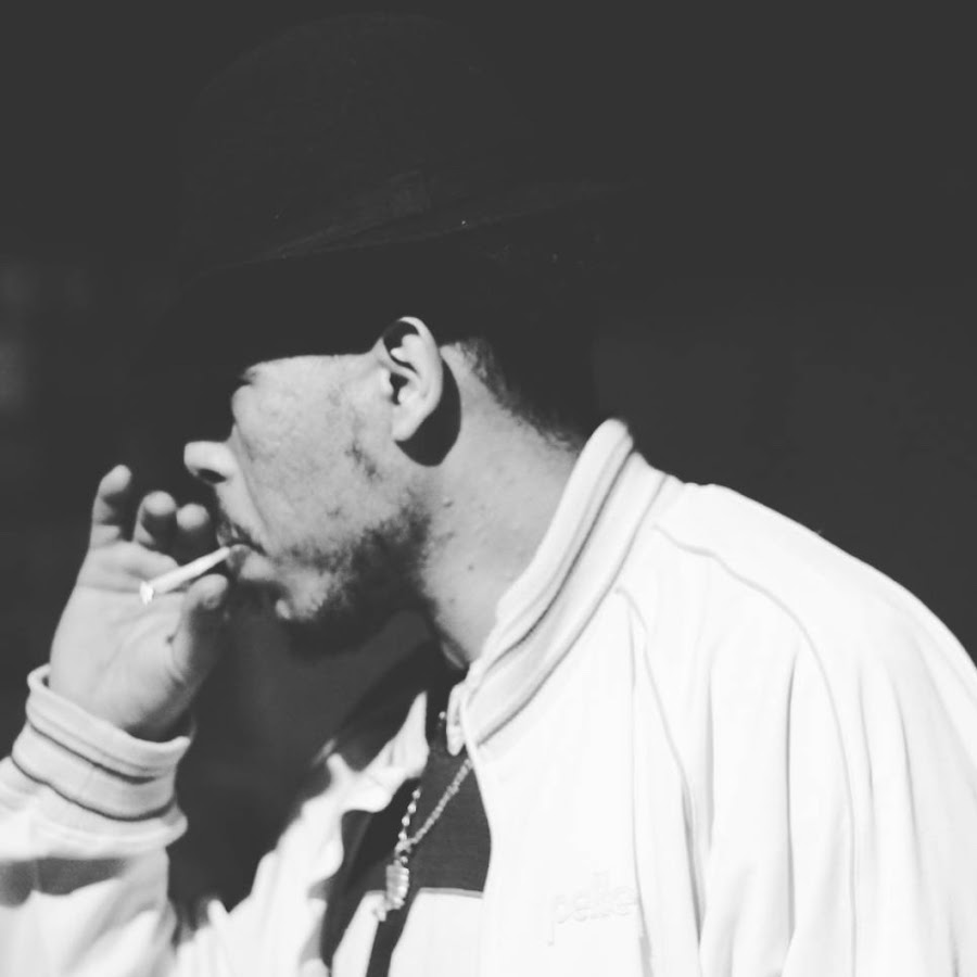 Gnawi - 3AZI ( OFFICIAL  LYRICS ) [Saroute Album]