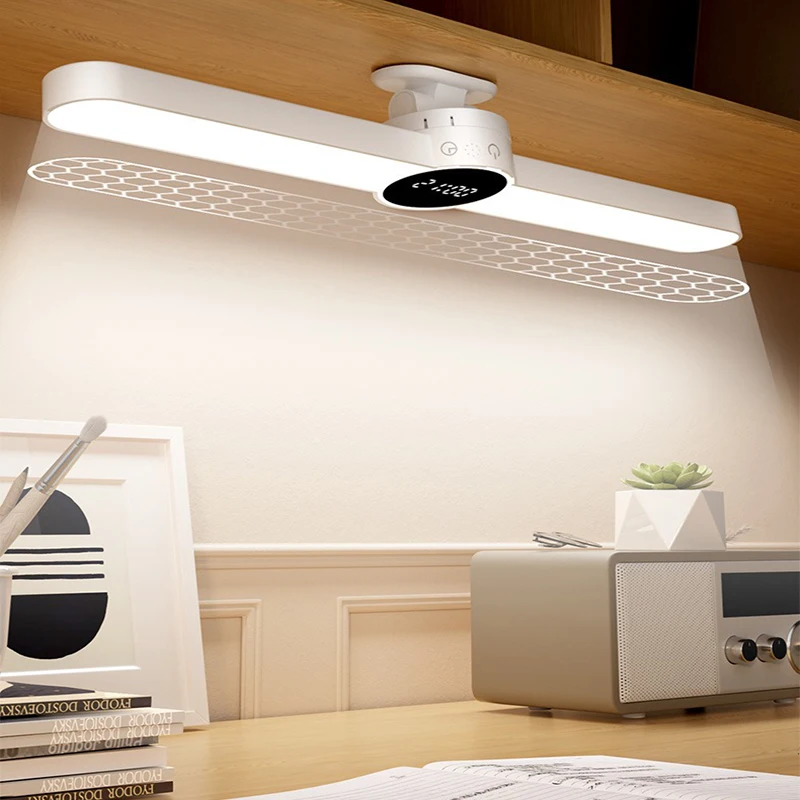 مصباح نوم عصري بإضاءة مريحة ومنبه وساعة رقمية حديثة