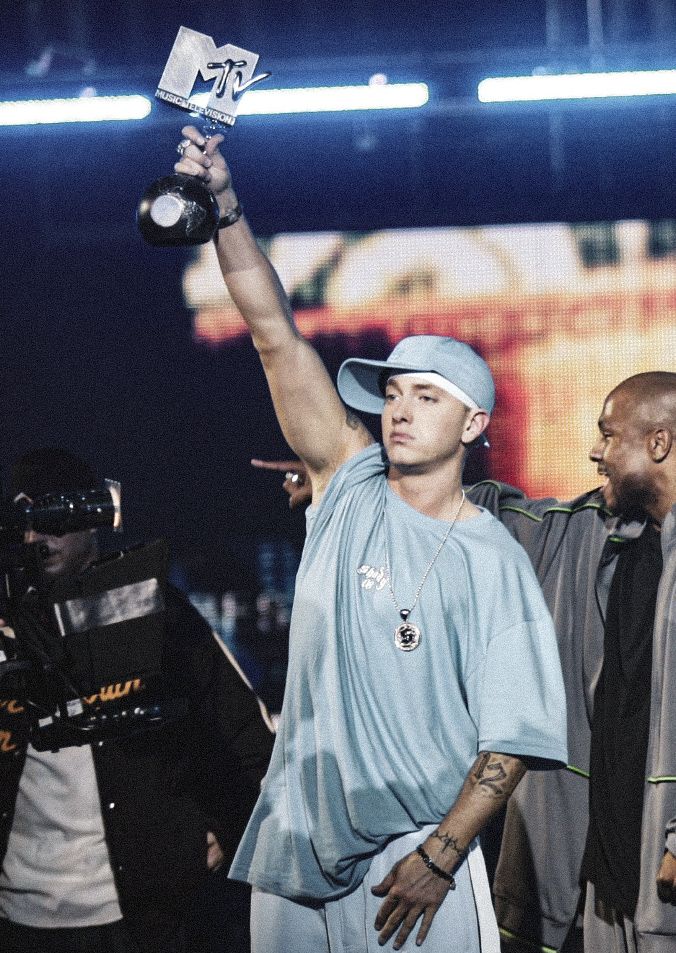 Eminem - Space Bound