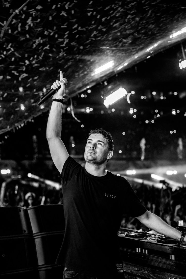 Martin Garrix  - Told You So